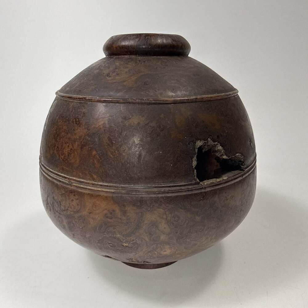 Vtg Hand Turned Wood Burl Vessel Vase Raw Edge Artisan Signed Red Cedar C3 - Picture 6 of 14